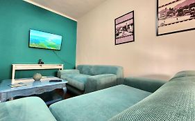 Turqoise Flat In City Center With 24H Self Check In