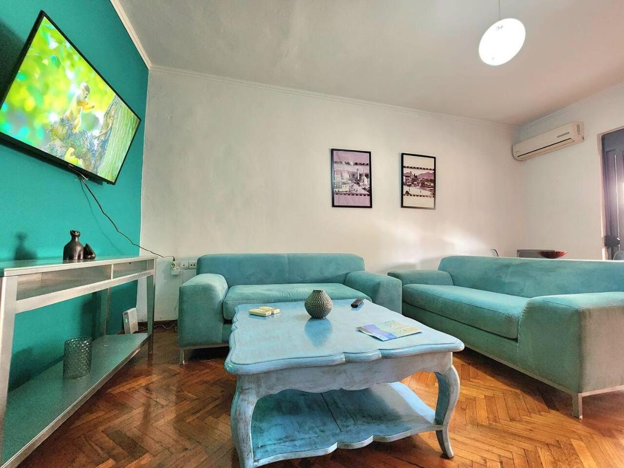 Turqoise Flat In City Center With 24H Self Check In Tirana Esterno foto
